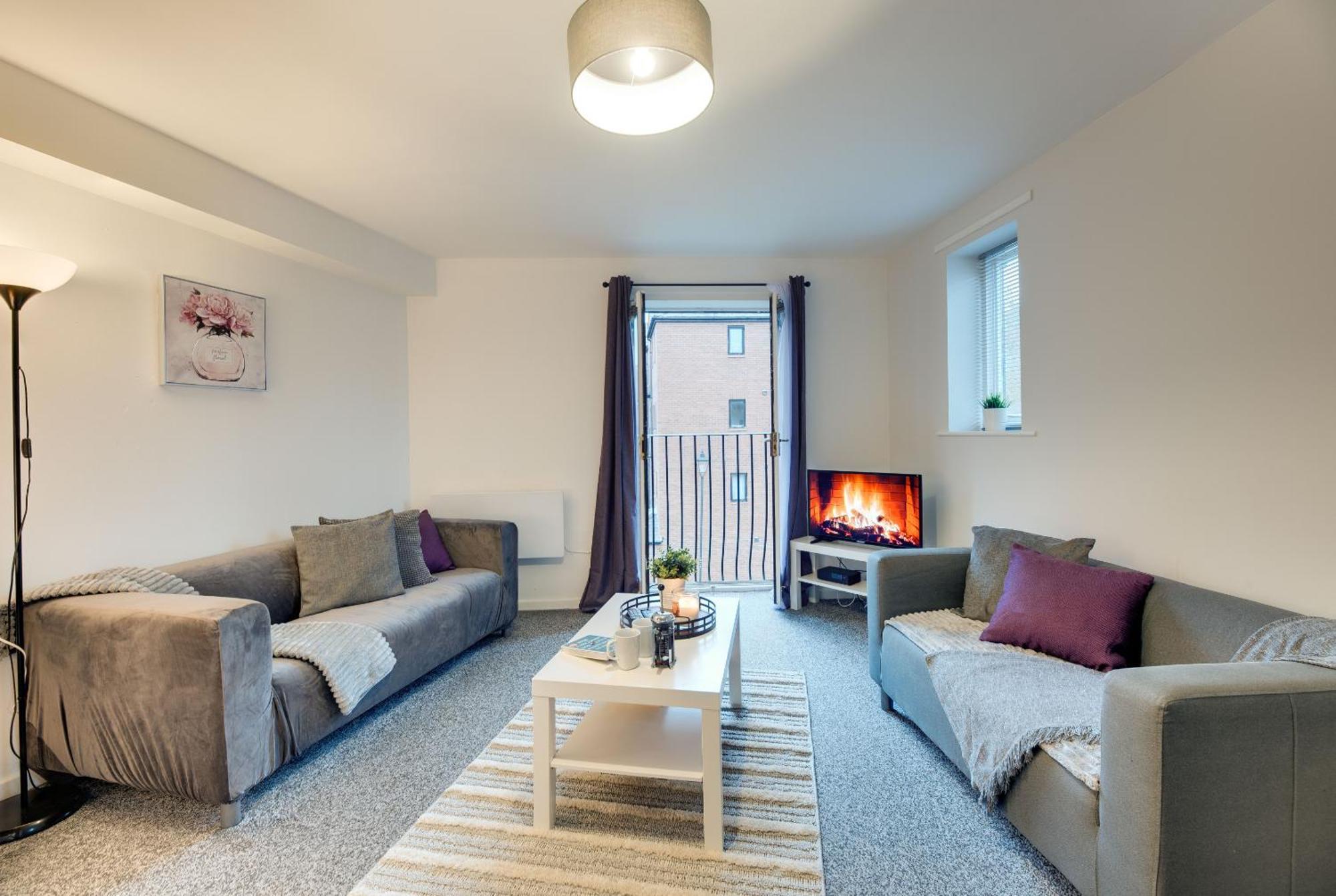 3 Bedroom Centre With Free Parking, Medieval Area Apartamento *